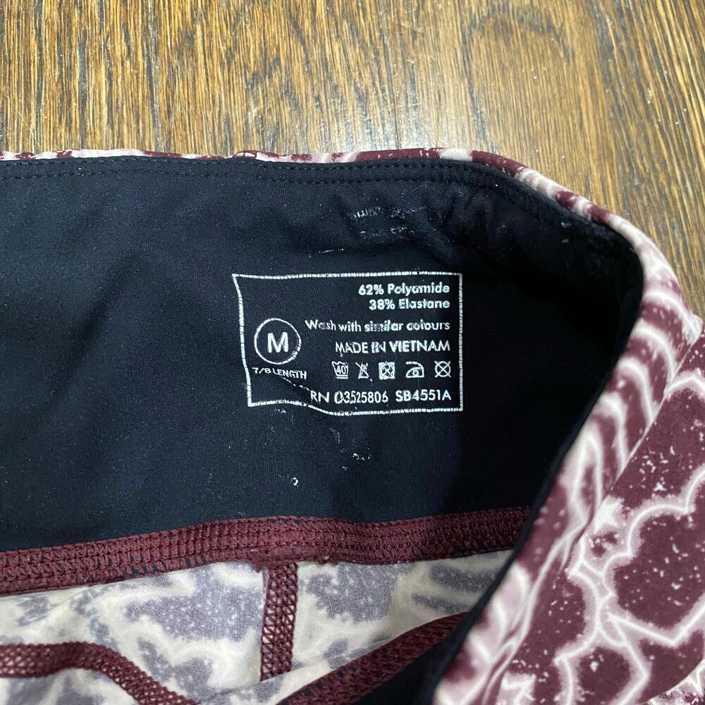 Sweaty Betty The Power Leggings Size Medium 7/8 Length Abstract Burgundy Print - Picture 6 of 9